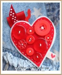 heart brooch made from buttons and ribbon
